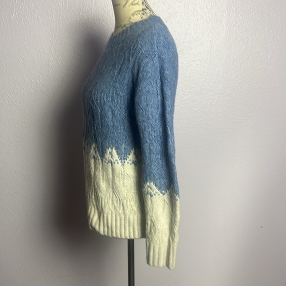 Fitted Sweater Top - Picture 2 of 4